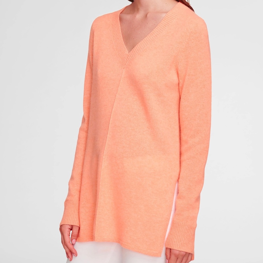 White + Warren Cashmere V-Neck Tunic